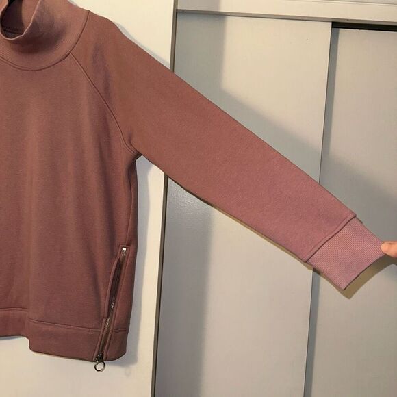 Athleta Women’s Turtleneck Mauve Pink Zipper Detail Sweatshirt Size Medium - Picture 4 of 13